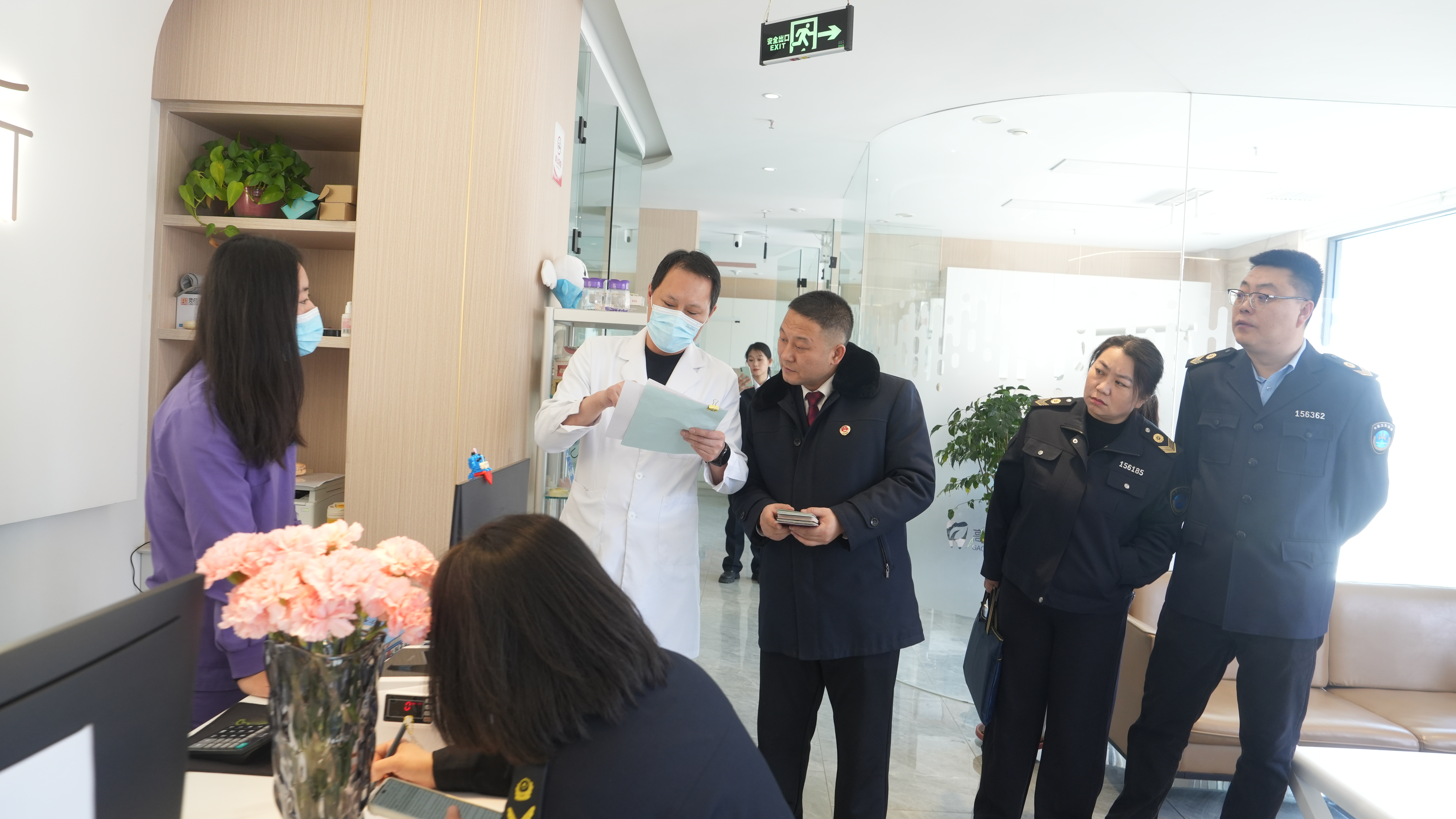 c8578b787ced8819bf9a1e34c0ca20d.jpg